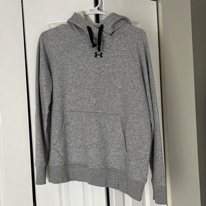 Men’s/juniors small Under Armour sweatshirt/hoodie